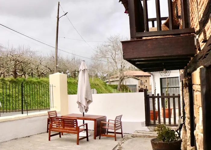 Eskinakoetxe - Tourist For Groups In Urdaibai Nyaraló *